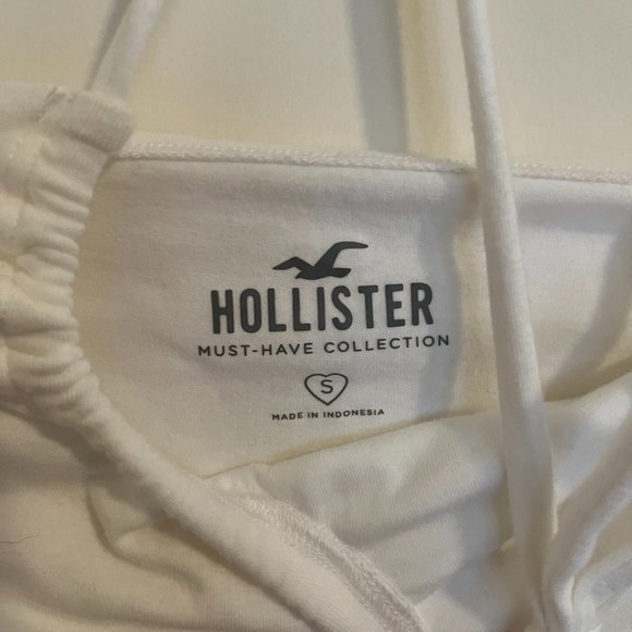 Hollister NWT White Halter Top - Picture 2 of 4
